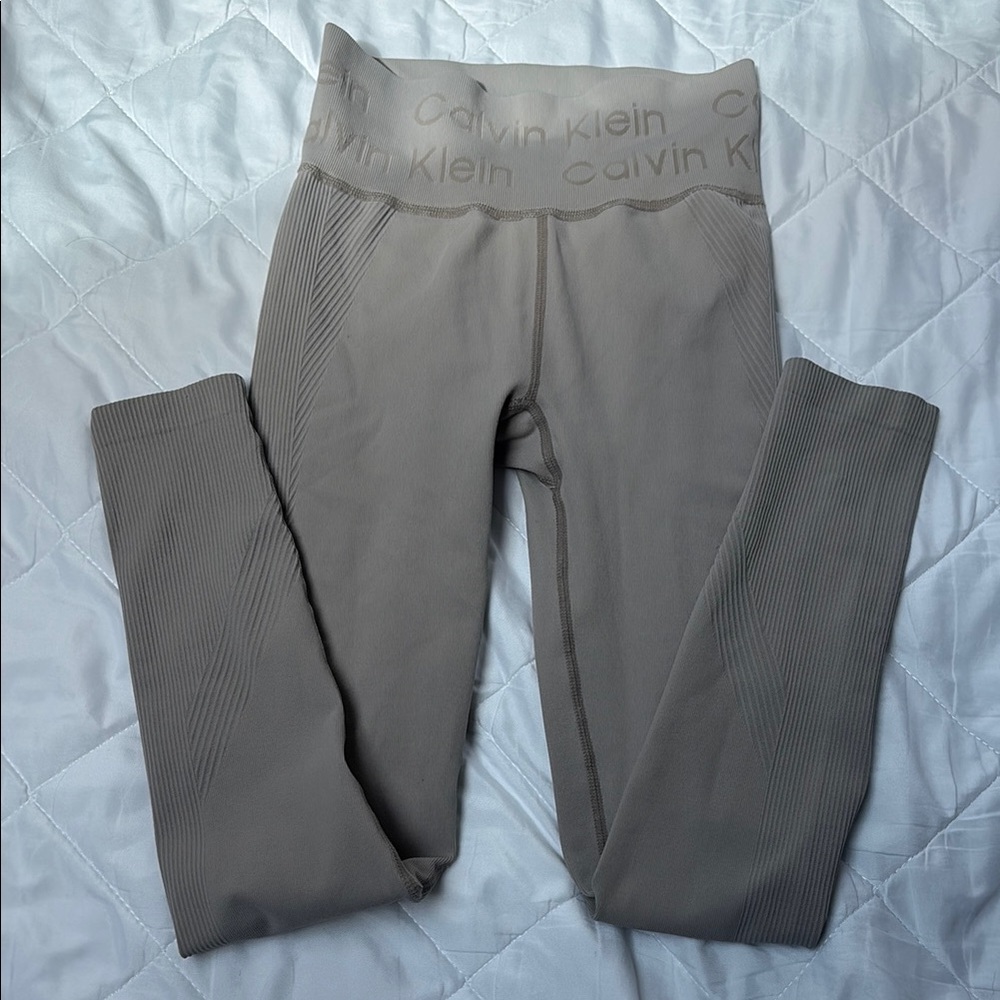 Calvin Klein Nude High-Rise Leggings, size XS